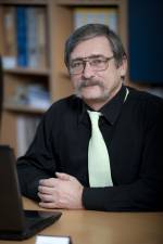 Oktatott ter�letek: �zleti intelligencia